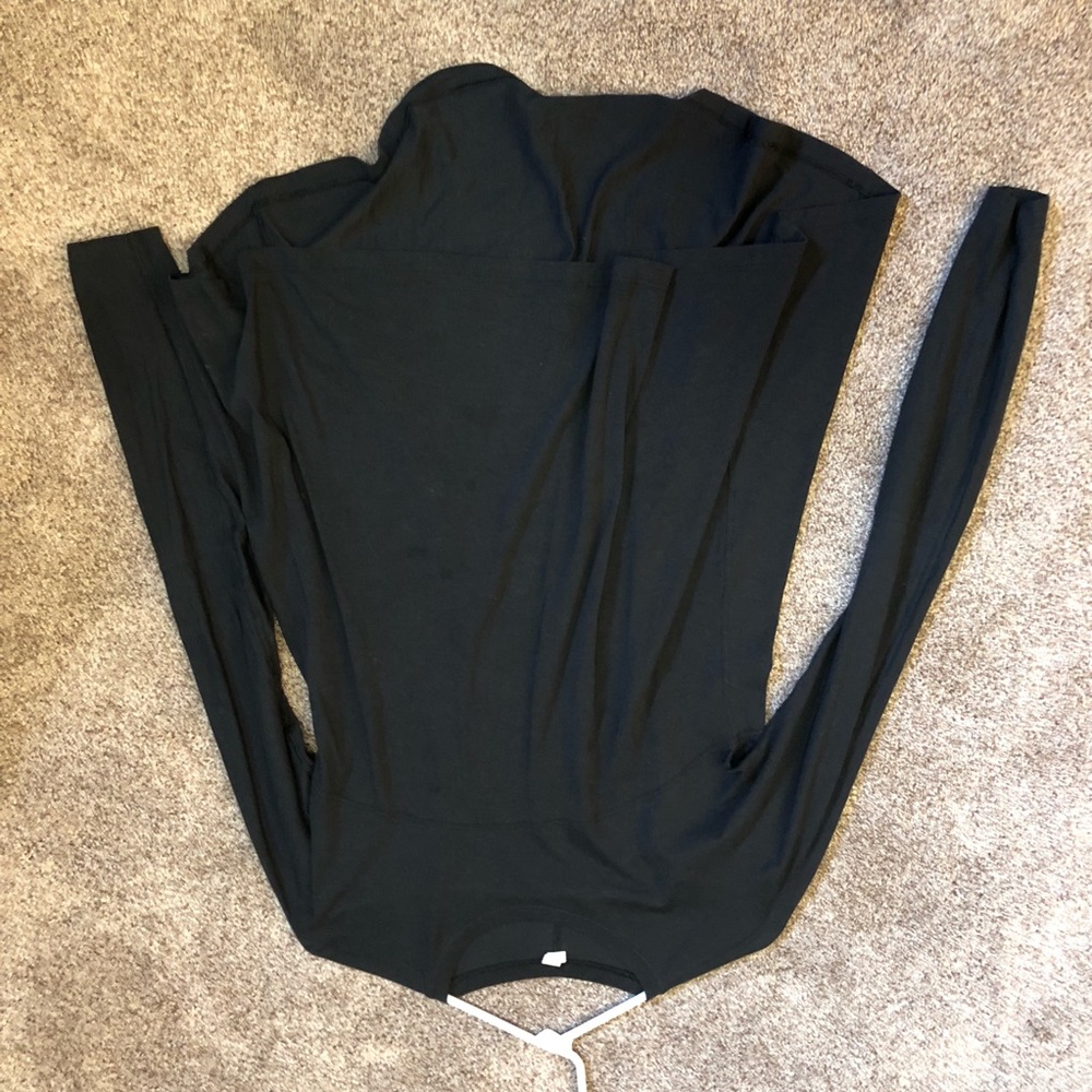 Lululemon top